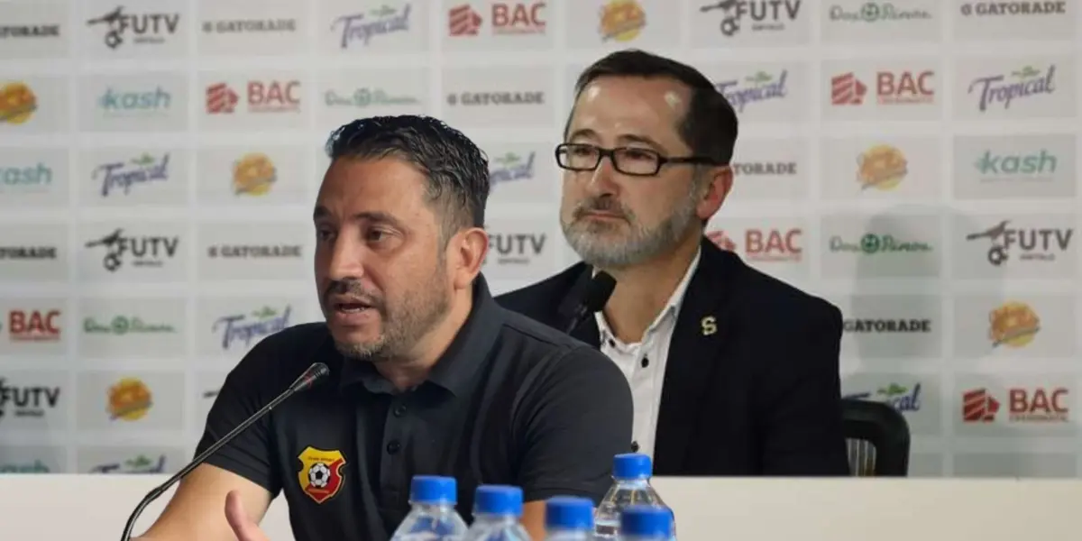La gerencia deportiva del Herediano respondió a las palabras de Juan Carlos Rojas.