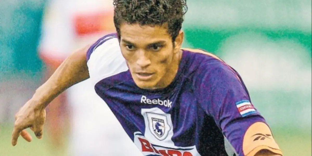 Las malas decisiones y los vicios lo llevaron por otro camino y ahora se llena de orgullo con su nuevo oficio