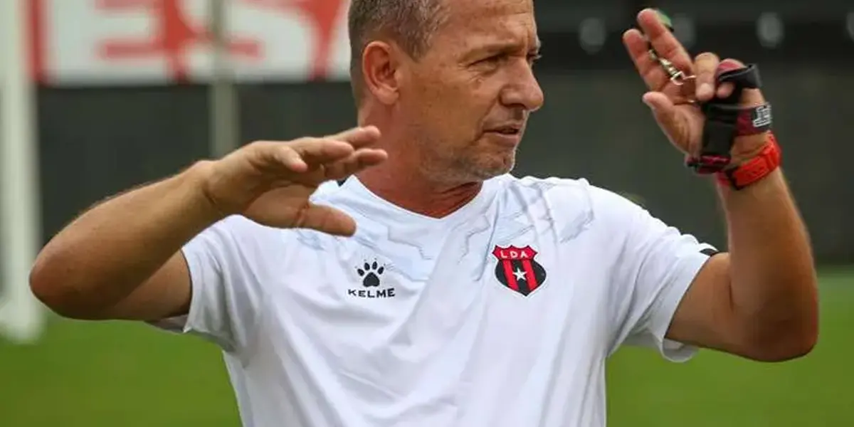 Manudos se refirieron al caso del parqueo y el auto del ídolo