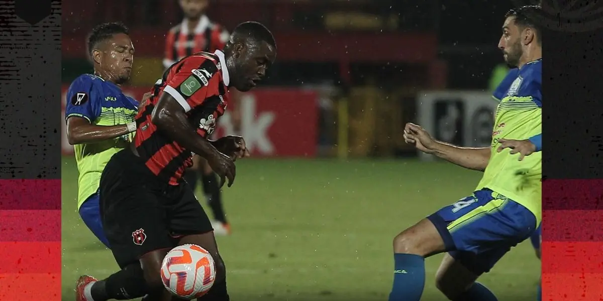 Manudos y catrachos no se hacen daño en el Morera Soto.