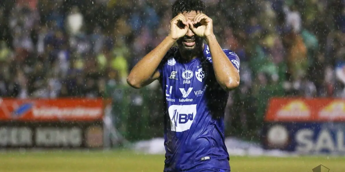 Marcel Hernández habla claro y da un paso al frente en la eliminación del Cartaginés