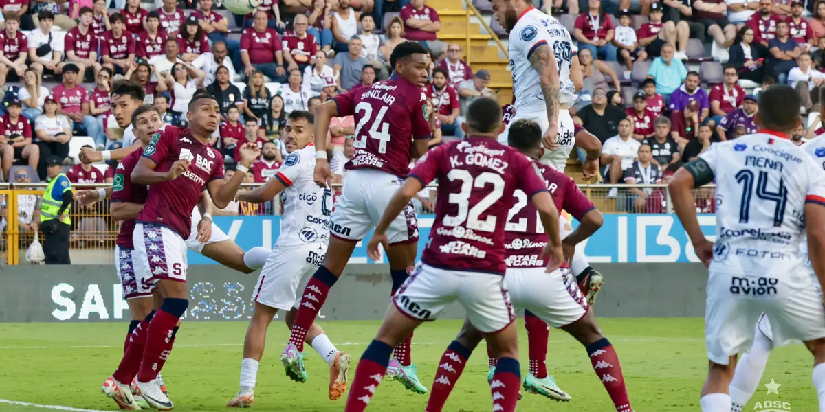 Morados sufrieron de las ante San Carlos y suma cinco partidos sin ganar