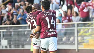 Morados vencieron 2-1 al Sporting de Hernán Medford, que volvió a La Cueva y fue aplaudido