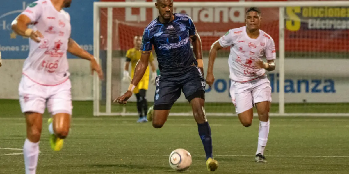 Peceteños logran los tres puntos en su casa y respiran en su lucha por el no descenso