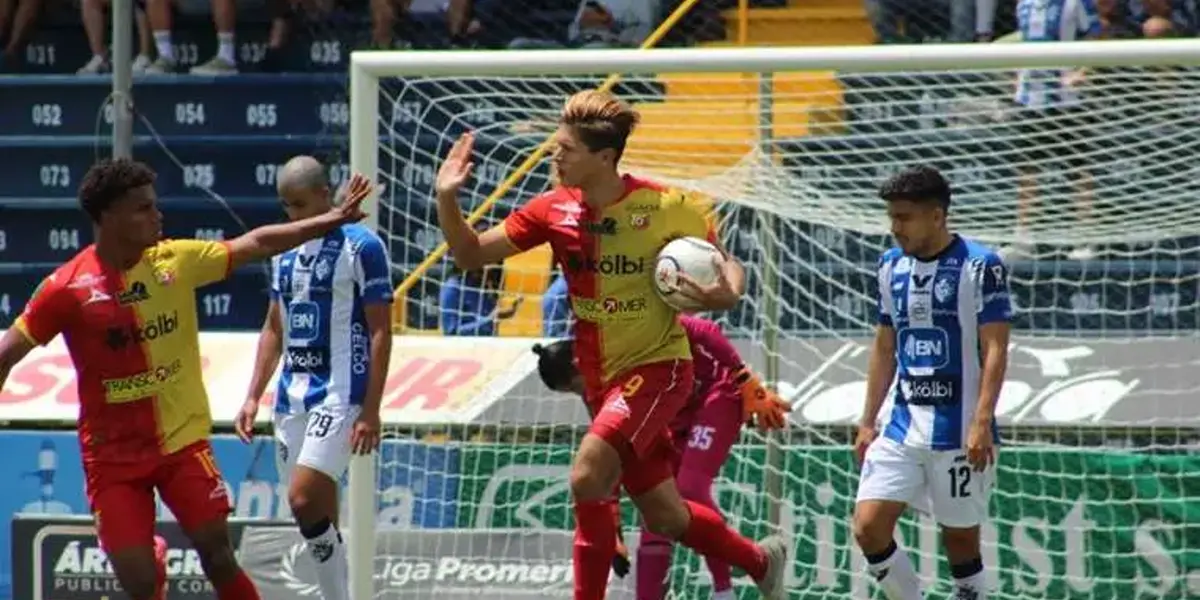 Personero manudo se refirió a la posible contratación del delantero de Chivas