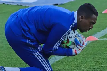 Portero contó cómo un jugador tico lo convenció para venir al país