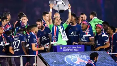 Portero Keylor Navas celebrando un título de la Ligue 1. Foto: PSG.