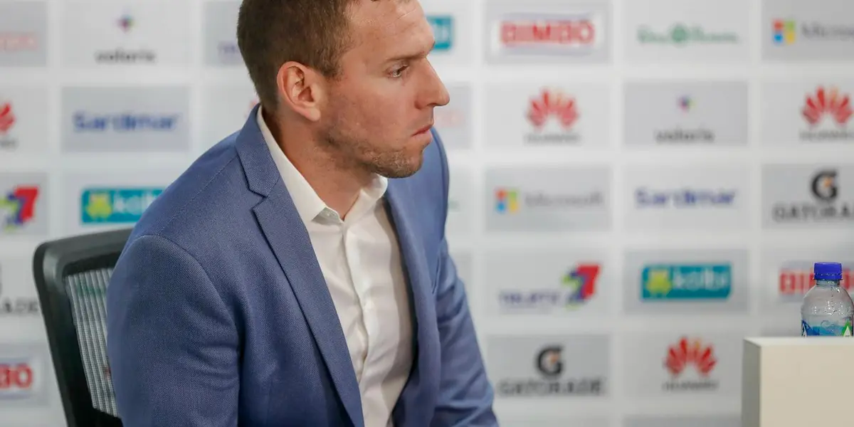 Representante de jugadores se dejó decir que el futbolista tico está siendo visto para abajo en mercados internacionales.