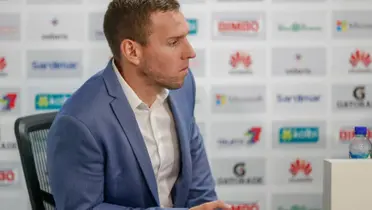 Representante de jugadores se dejó decir que el futbolista tico está siendo visto para abajo en mercados internacionales.