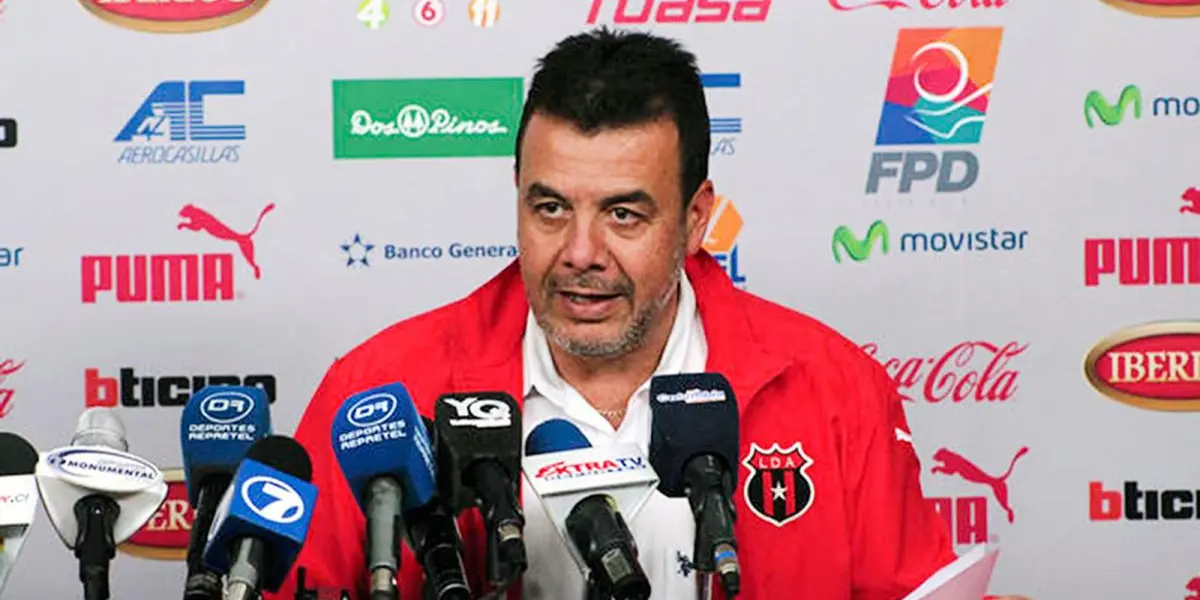 Rojinegros no se quedan callados ante ataques de Saprissa