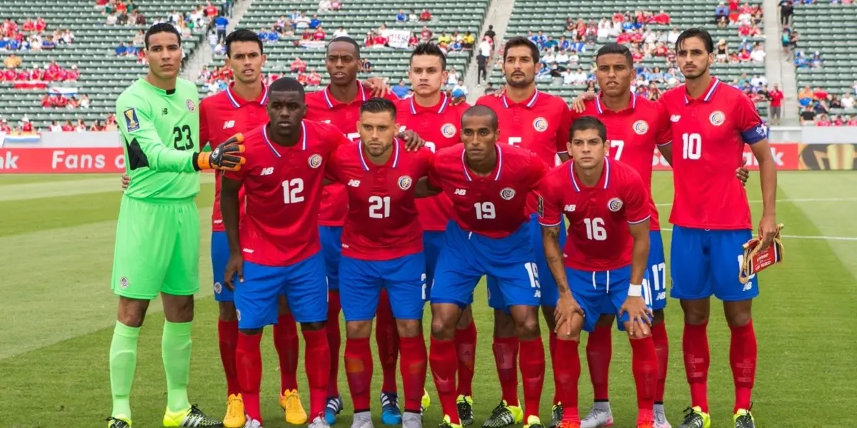 Son varios los nombres que llegarían a La Sele en caso de que Jeaustin Campos suceda a Luis Fernando Suárez.