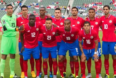 Son varios los nombres que llegarían a La Sele en caso de que Jeaustin Campos suceda a Luis Fernando Suárez.