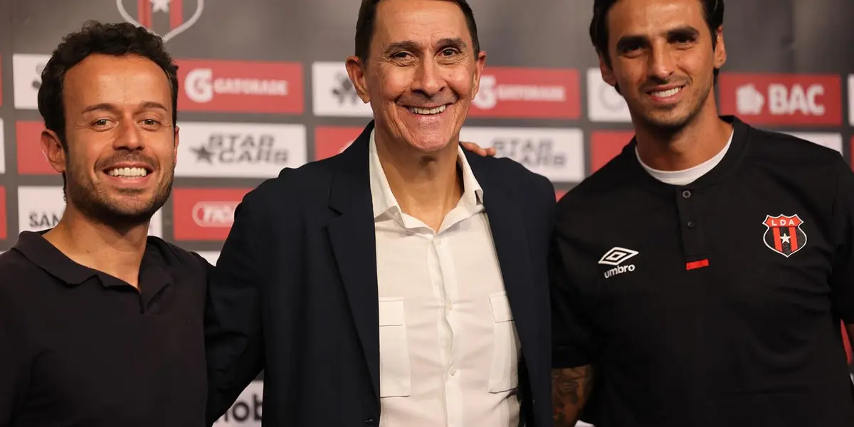 Trabajo del estratega está en la mira de sus colegas y amigos más cercanos