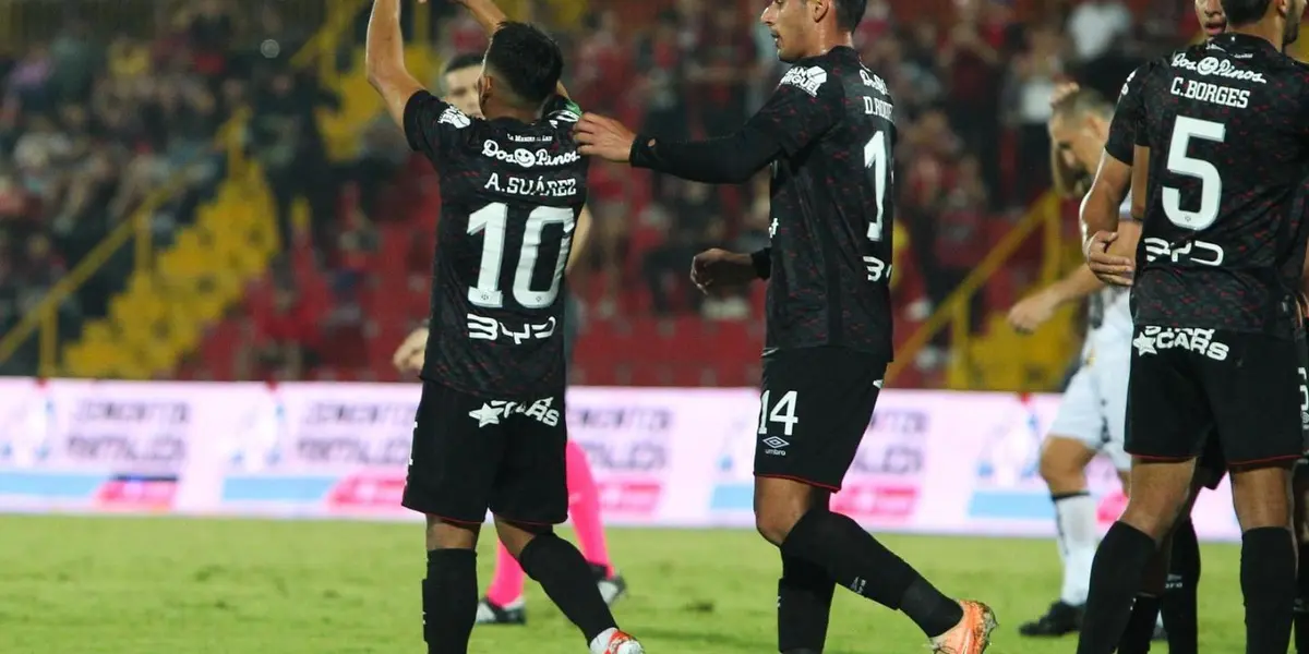 Un gol de Carlos Mora en tiempo de descuento le da el pase a los manudos.