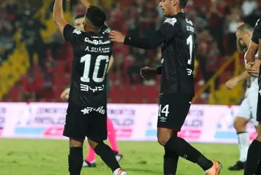 Un gol de Carlos Mora en tiempo de descuento le da el pase a los manudos.