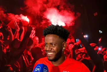 Uno de los jugadores más criticados de Alajuelense se enganchó con la afición.