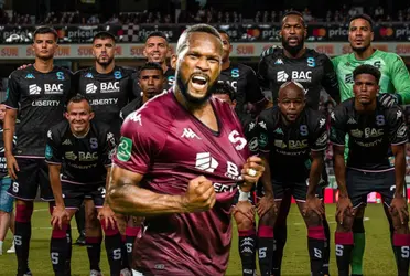 Uno de los líderes de la zaga de los morados defiende a un jugador en particular.