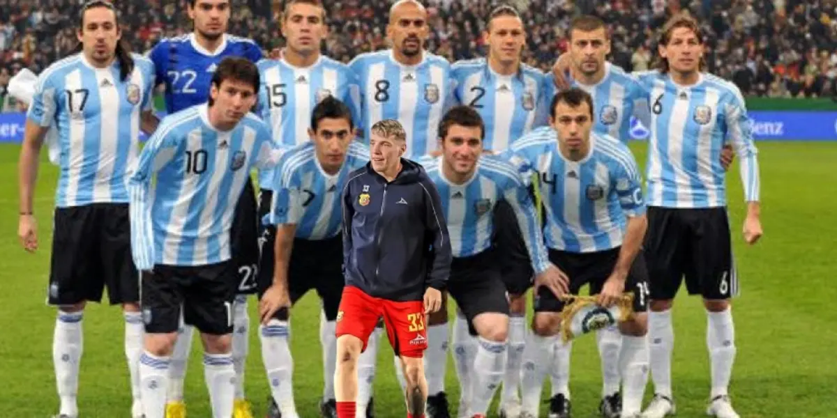 Uno de los mejores futbolistas argentinos impulsó a Sayago a venir al Team Florense.