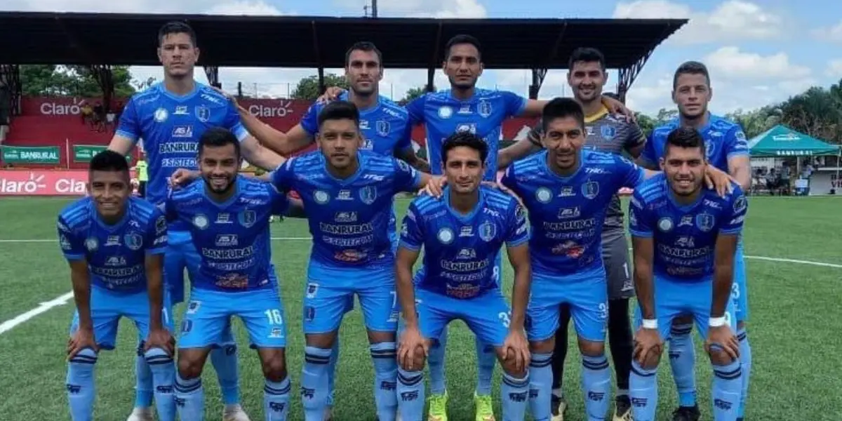 Uno de los técnicos que mejor carrera ha hecho en el extranjero fracasó en su último club