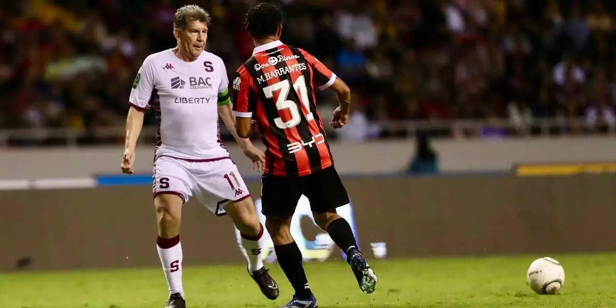 Veterano falló una jugada de gol que tuvo en los 90 minutos por la vida