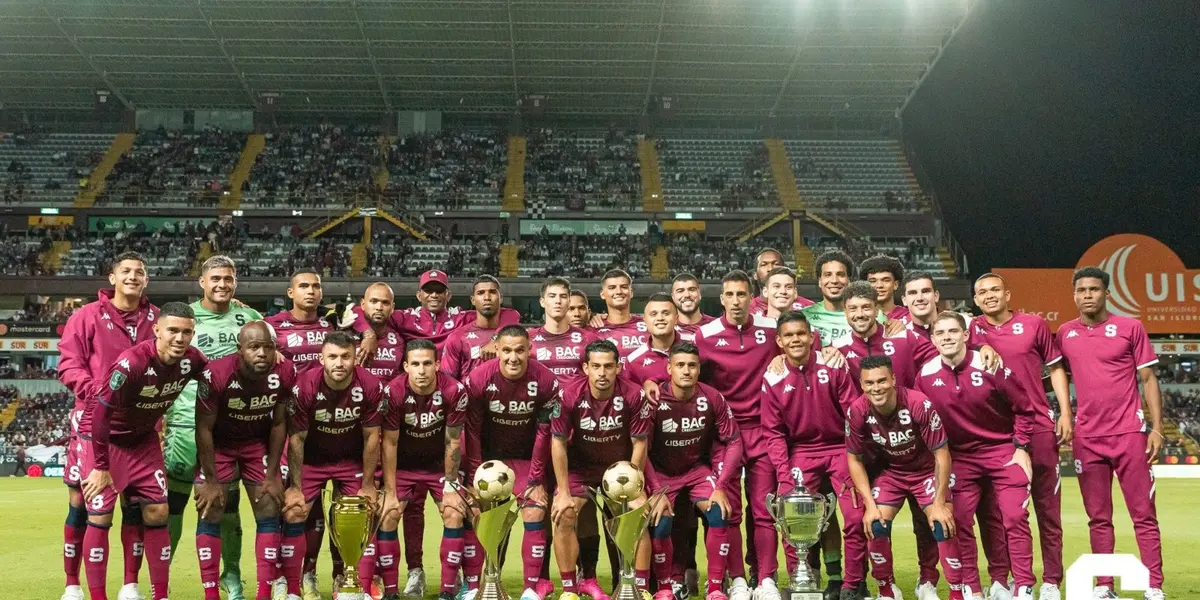 Vladimir Quesada sale con lo mejor que tiene ante Herediano.