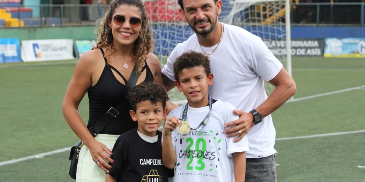 Volante con pasado saprissista logró jalar a otro miembro de su familia a la Liga